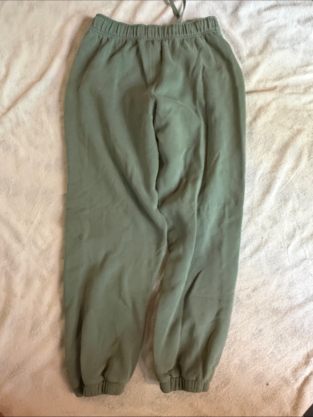 Lululemon Women’s Olive Green Drawstring Jogger Pants - Picture 5 of 6